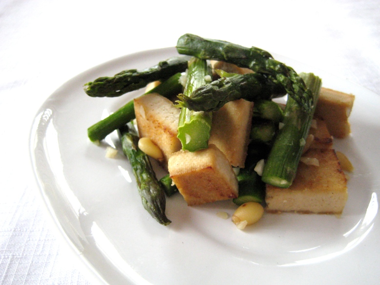 tofu and asparagus